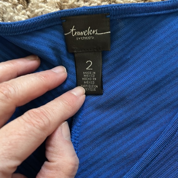 Chicos Travelers tunic . Size 2 - Picture 3 of 6